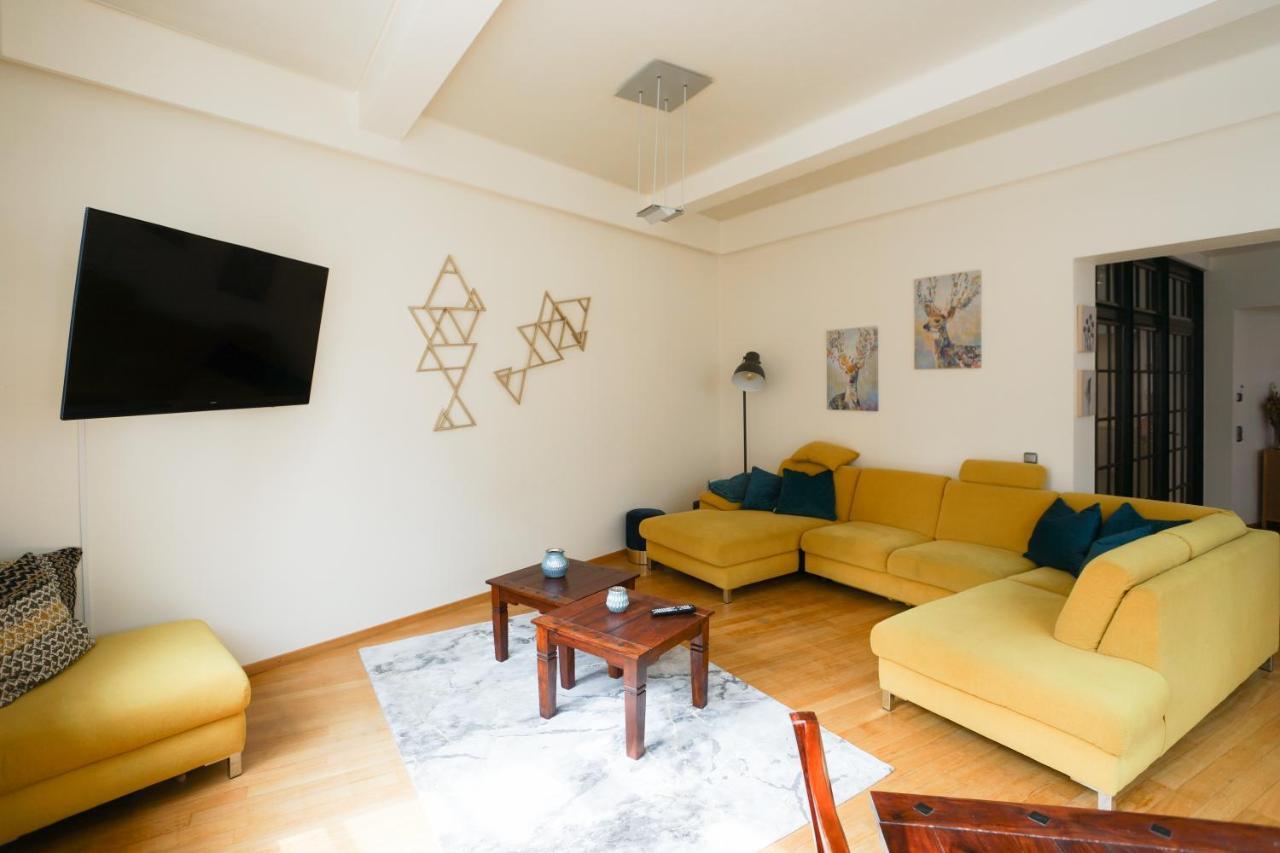 Loft13 Traumhafte Wohnung Mit Terrasse Fuer 8 Gaeste Моншау Экстерьер фото