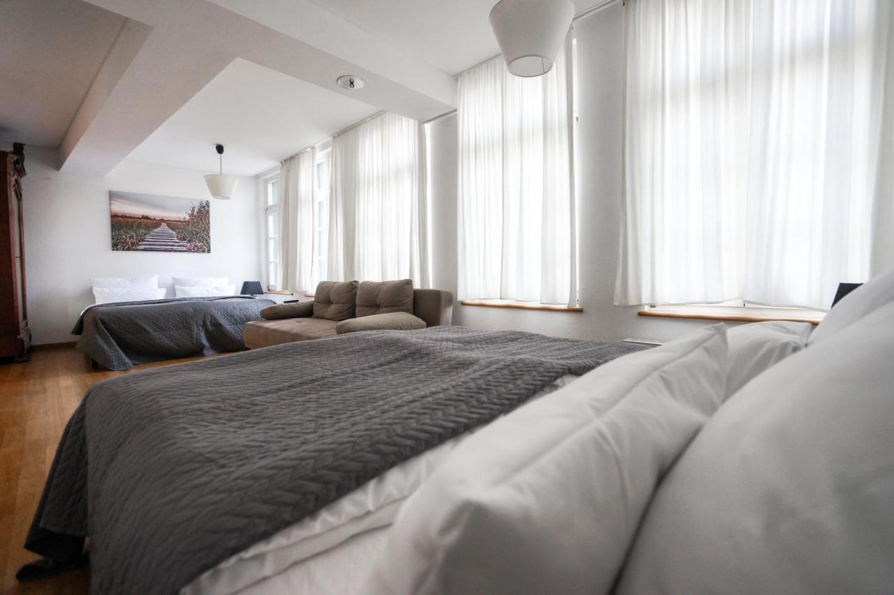 Loft13 Traumhafte Wohnung Mit Terrasse Fuer 8 Gaeste Моншау Экстерьер фото