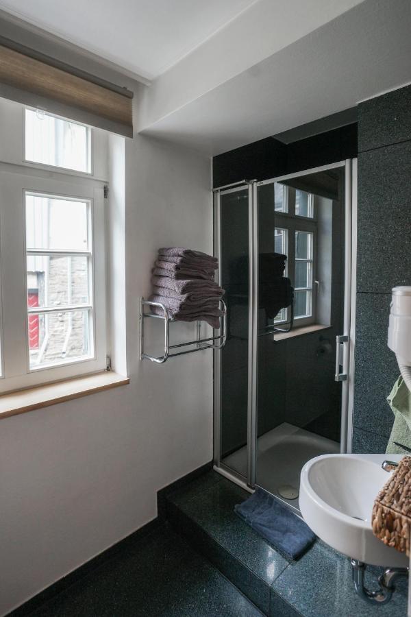 Loft13 Traumhafte Wohnung Mit Terrasse Fuer 8 Gaeste Моншау Экстерьер фото